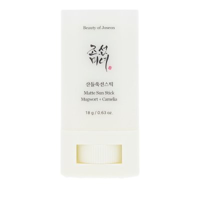 Matte Sun Stick mugwort + camelia protección solar 18 gr